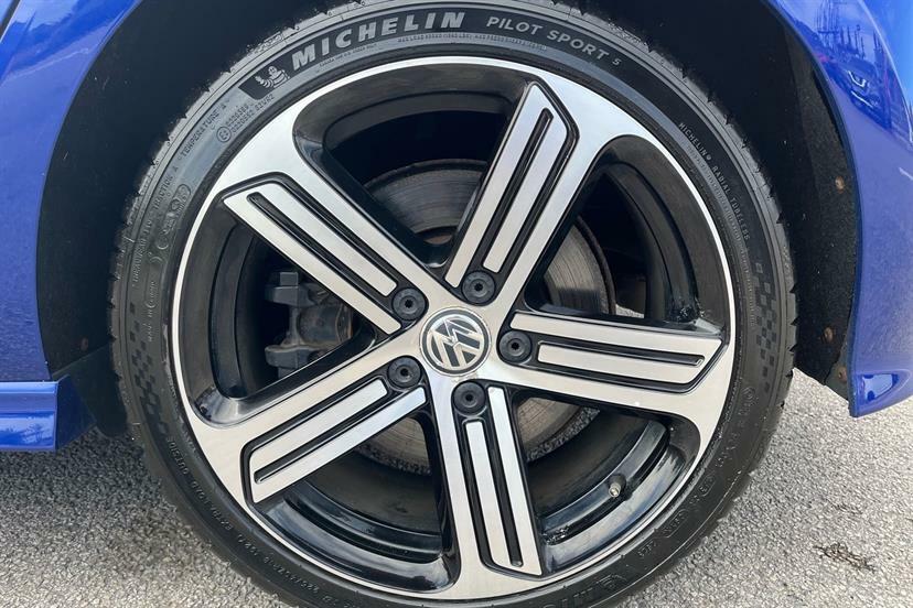 Volkswagen Golf Match Tdi Bluemotion Technology Black #16
