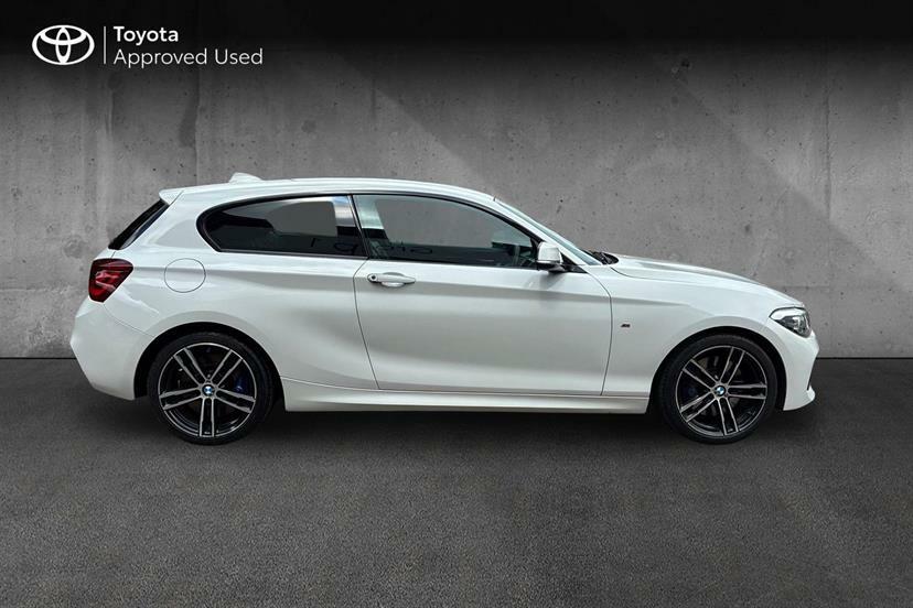 BMW 1 Series Hatchback White #15