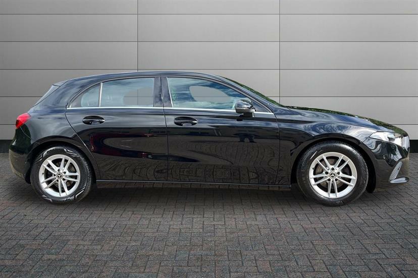 Mercedes-Benz A Class A180 Se Executive Black #3