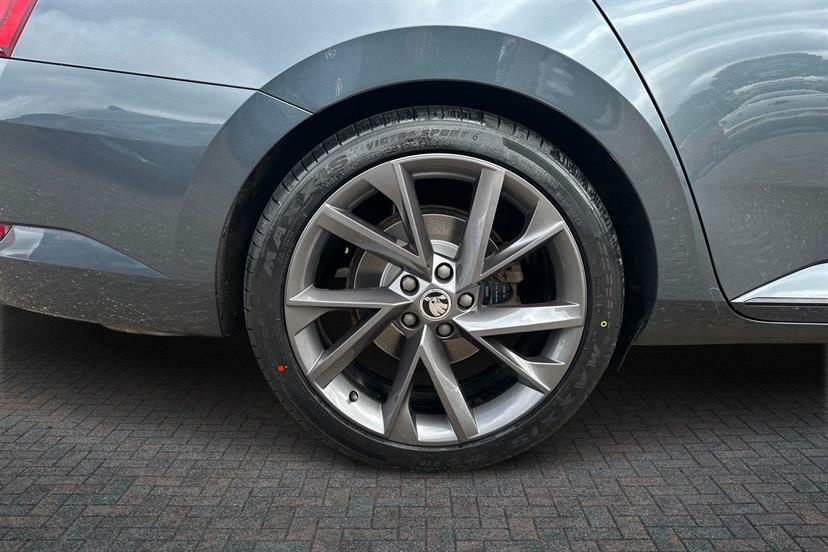 Skoda Superb 2.0 Tsi 190 Sport Line Plus Dsg Grey #4