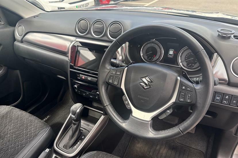 Suzuki Vitara Vitara Sz5 Hev White #17