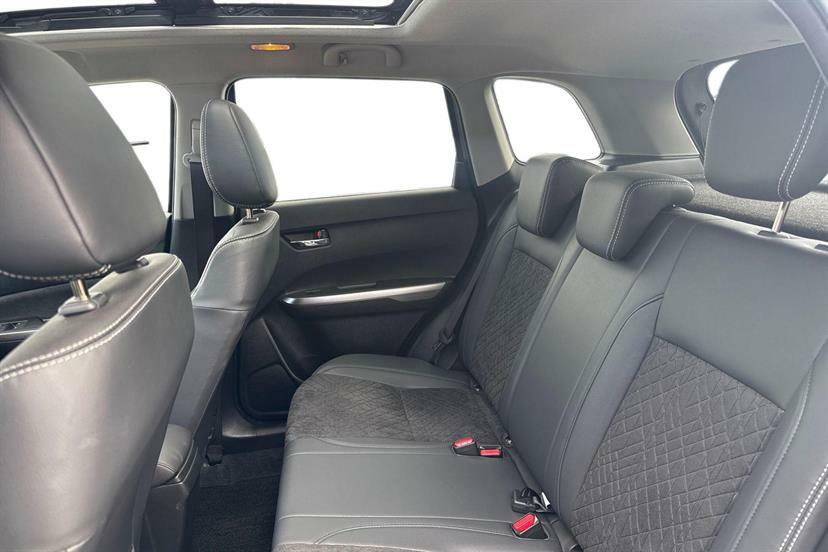 Suzuki Vitara Vitara Sz5 Hev White #9
