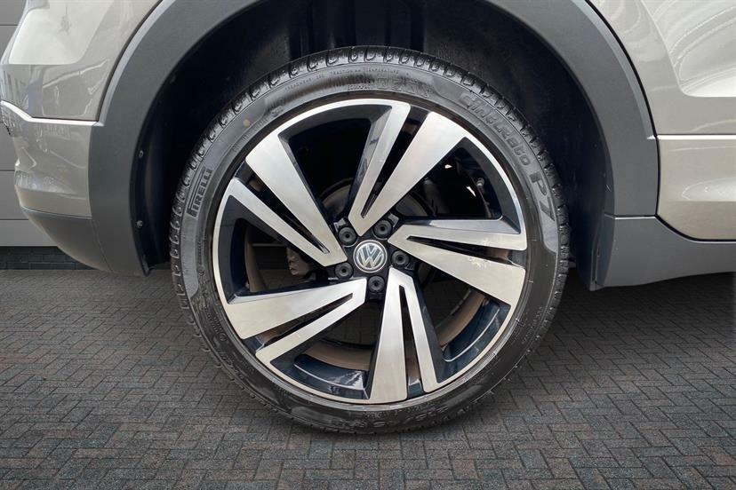Volkswagen T-Cross 1.0 Tsi 115 R-line Dsg Grey #5