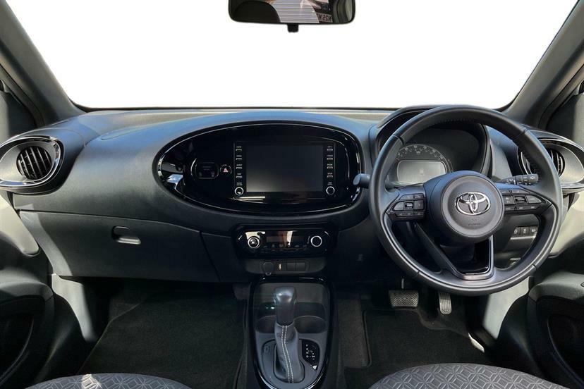 Toyota Aygo X 1.0 Vvt-i Edge Black #6