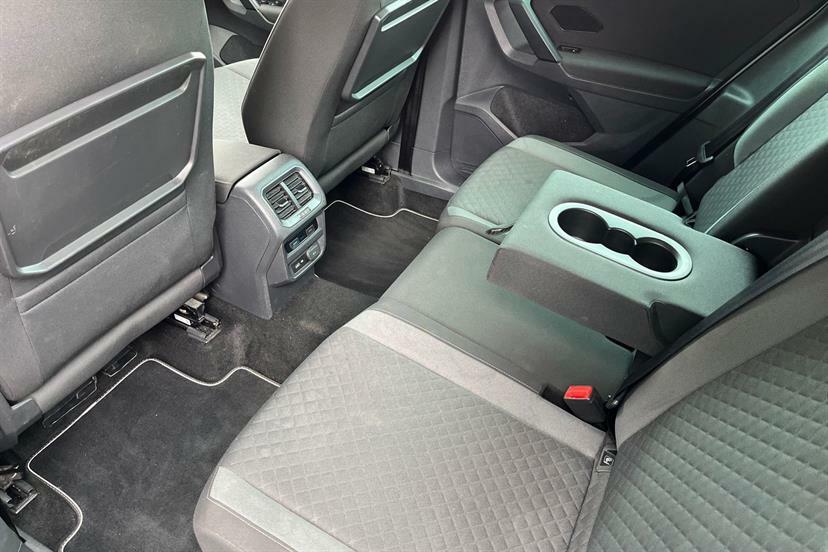 Volkswagen Tiguan Elegance Black #18
