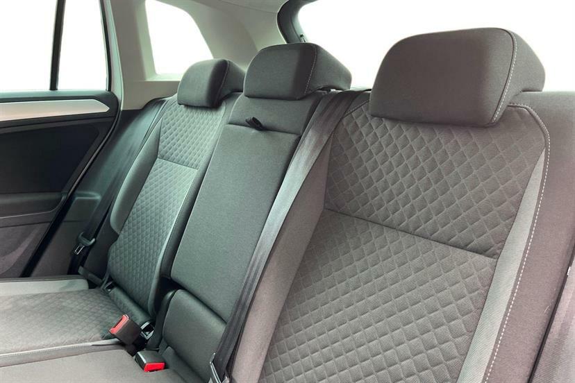 Volkswagen Tiguan Elegance Black #11