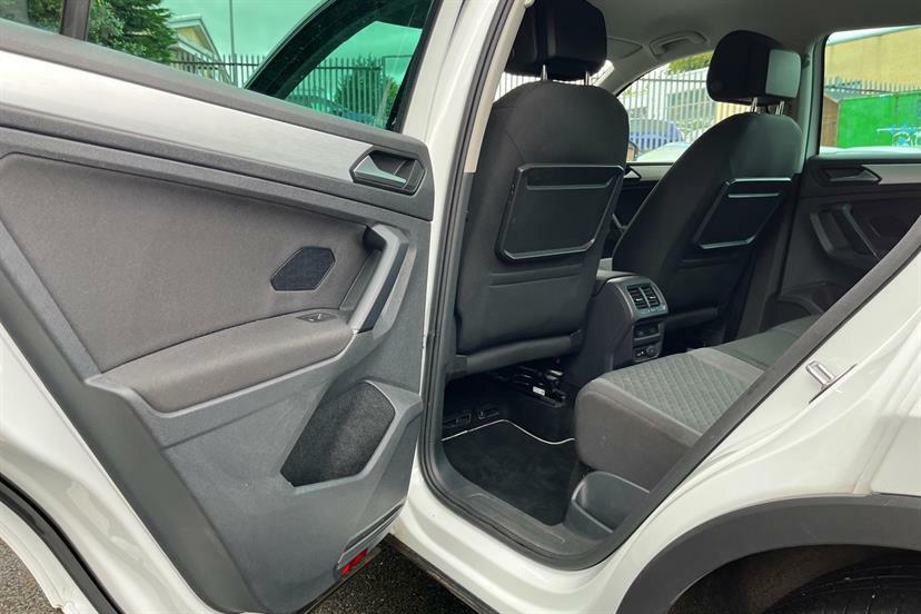 Volkswagen Tiguan Elegance Black #19