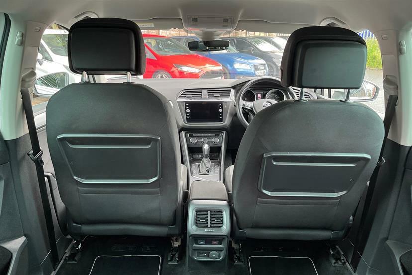 Volkswagen Tiguan Elegance Black #16