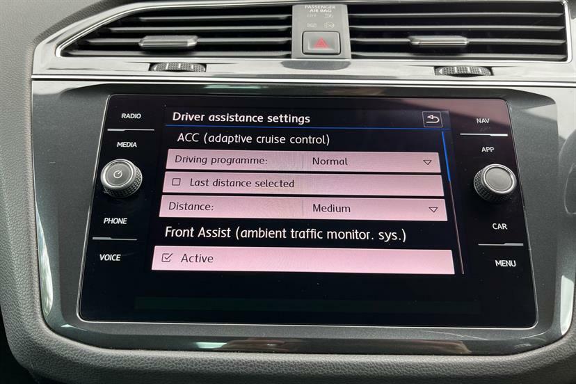 Volkswagen Tiguan Elegance Black #35