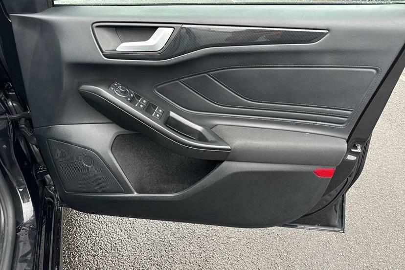 Ford Focus 1.0 Ecoboost Titanium Grey #10