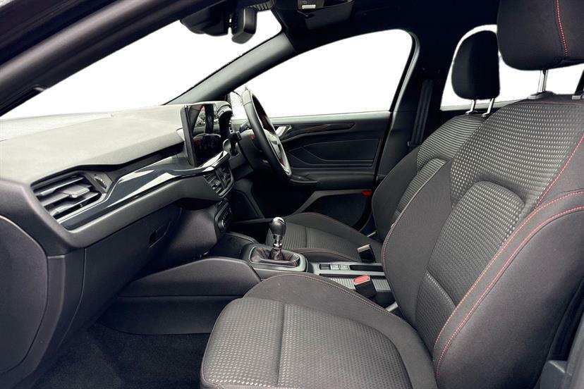 Ford Focus 1.0 Ecoboost Hybrid Mhev St-line Black #2