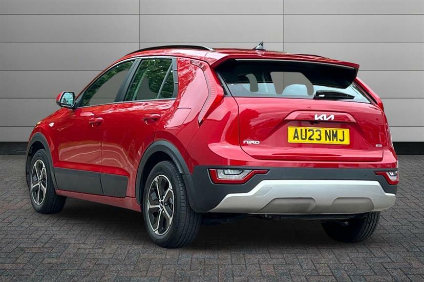 Kia Niro 1.6 Gdi Hybrid 2 Dct Red #3