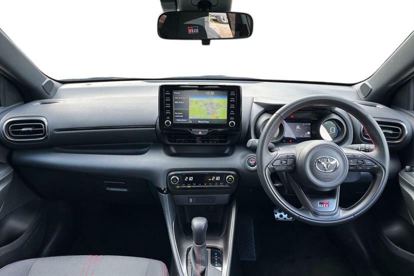 Toyota Yaris 1.5 Hybrid Gr Sport Cvt City Pack #6