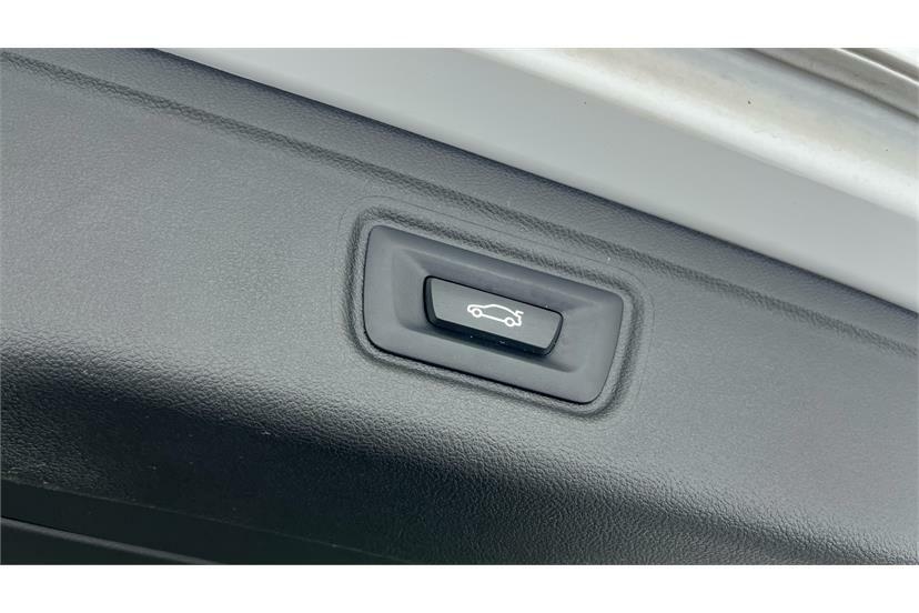 BMW 3 Series 3L Null Black #28