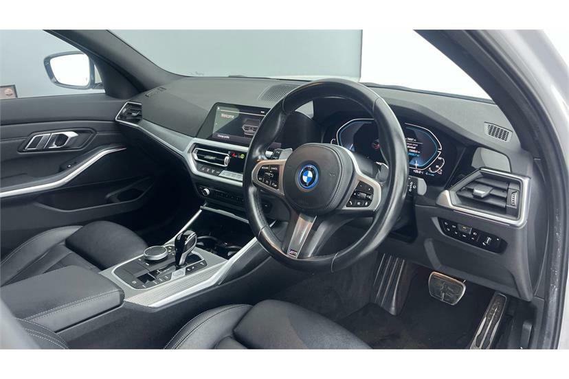 BMW 3 Series 330E M Sport Step White #5