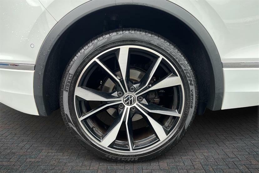 Volkswagen Tiguan 2.0 Tdi R-line Dsg White #5
