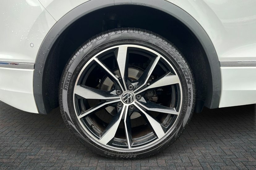Volkswagen Tiguan 2.0 Tdi R-line Suv Dsg 150 Ps MT21NDC White #5