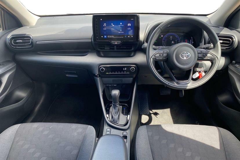 Toyota Yaris 1.5 Hybrid Design Cvt Grey #5