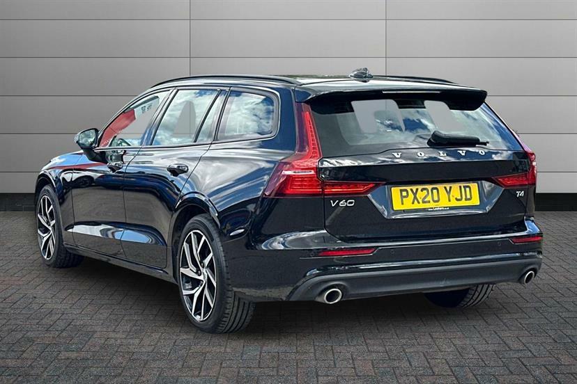 Volvo V60 2.0 T4 190 Momentum Plus Black #3
