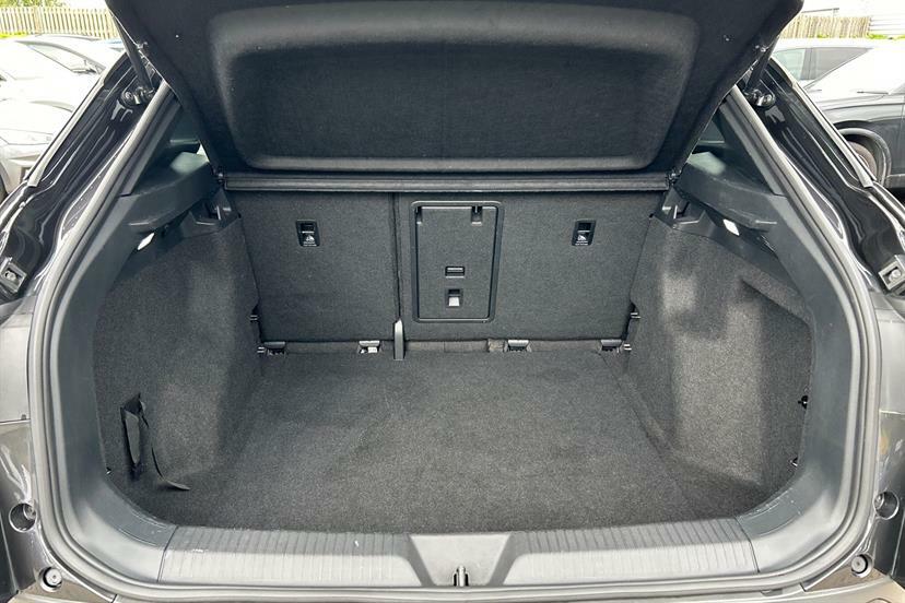Volkswagen ID.4 Life Grey #10