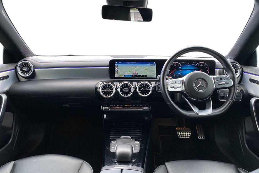 Mercedes-Benz CLA Class 200 Amg Line Premium Tip White #5