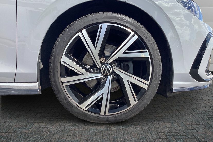 Volkswagen Golf 1.5 Tsi R-line Hatchback 130 Ps EX22BVS Grey #5