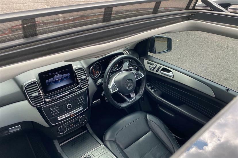 Mercedes-Benz GLE Class Black #30