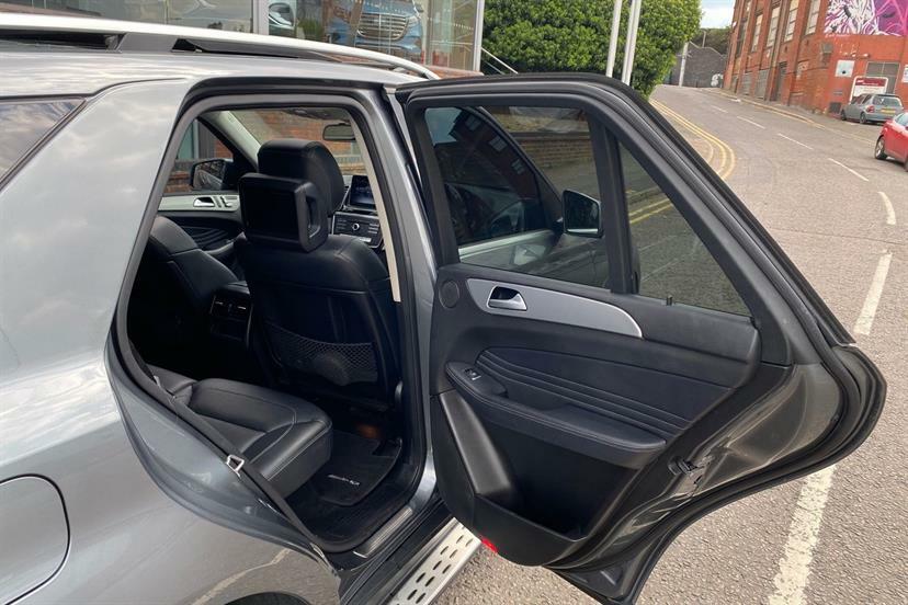 Mercedes-Benz GLE Class Black #27