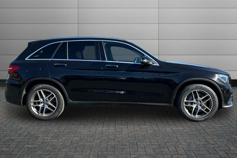 Mercedes-Benz GLC Class 2.1 Glc220d Amg Line Premium Plus Suv PO19MKX Black #3
