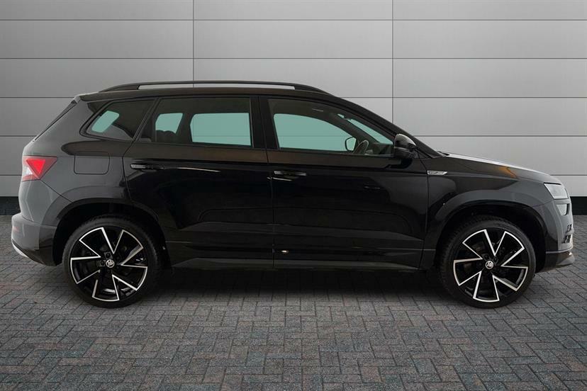 Skoda Karoq 1.5 Tsi Sport Line Dsg Black #3