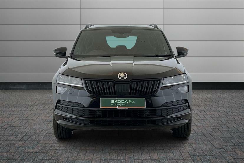 Skoda Karoq 1.5 Tsi Sport Line Dsg Black #6