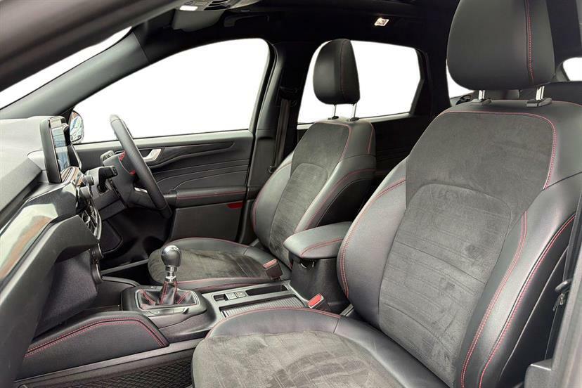 Ford Kuga 1.5 Ecoboost 150 St-line X Edition White #2