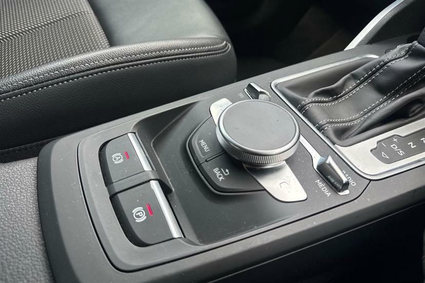 Audi Q2 35 Tfsi S Line White #26