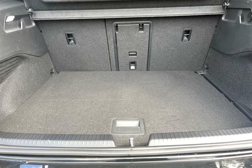 Volkswagen ID.3 Pro Black #9