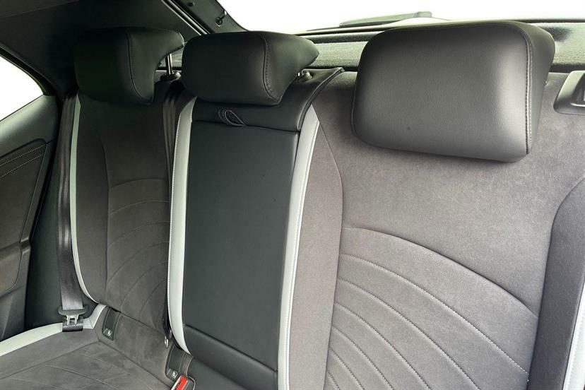 Volkswagen ID.3 Pro Black #8