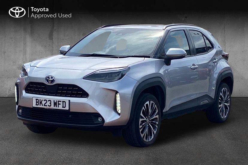 Toyota Yaris Cross 1.5 Hybrid Excel Cvt Silver #3