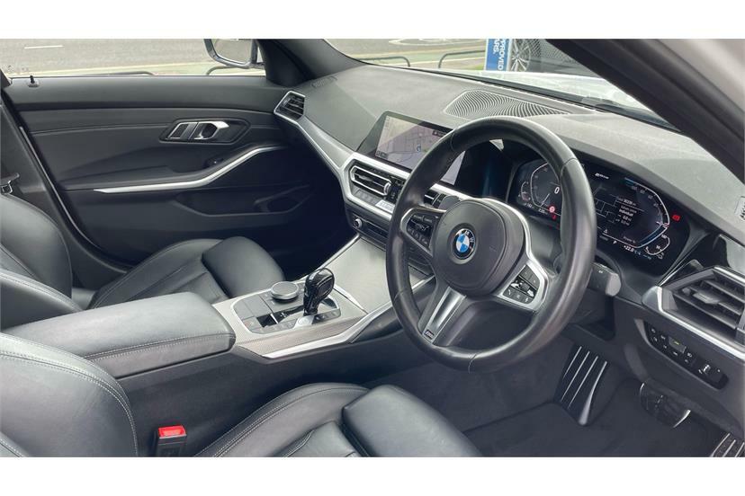 BMW 3 Series 330E M Sport White #6