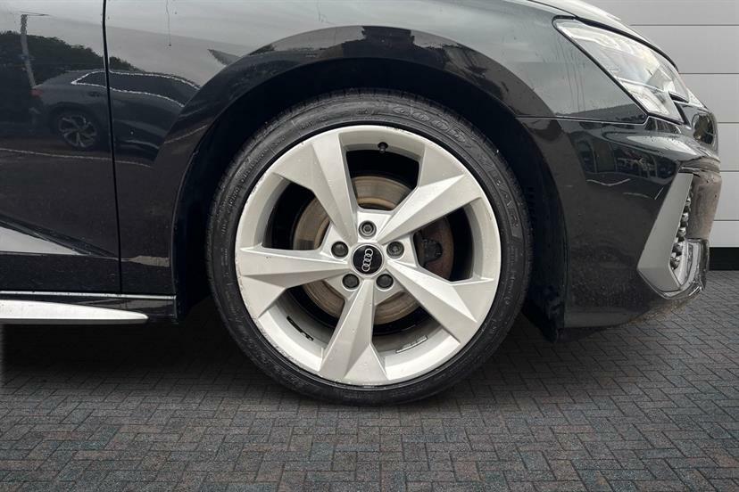 Audi A3 35 Tfsi S Line S Tronic Black #5