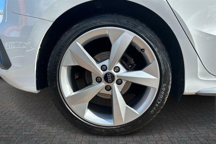 Audi A3 30 Tfsi S Line White #5