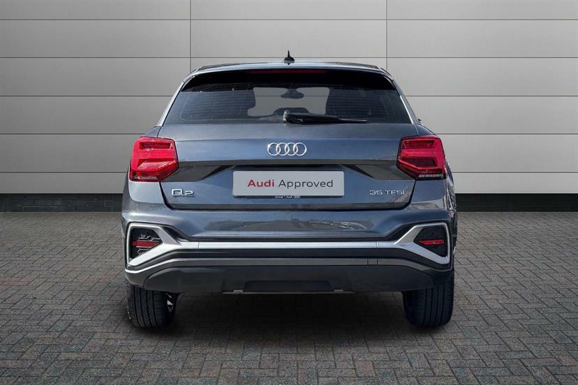 Audi Q2 Sport Grey #10