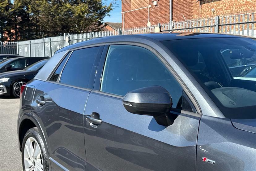 Audi Q2 Sport Grey #19