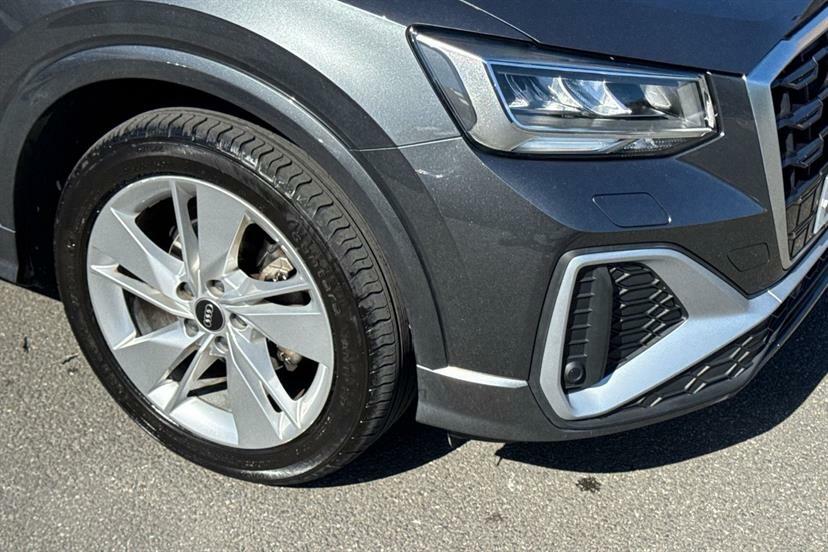 Audi Q2 Sport Grey #18