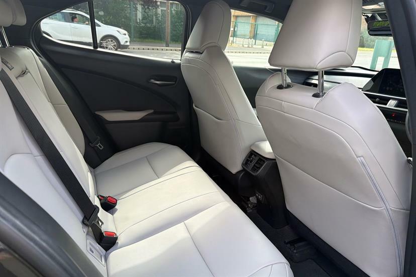 Lexus UX 250H Black #16