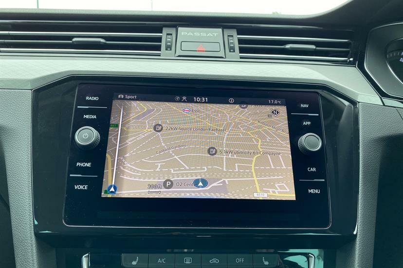 Volkswagen Passat Gte Advance Grey #32