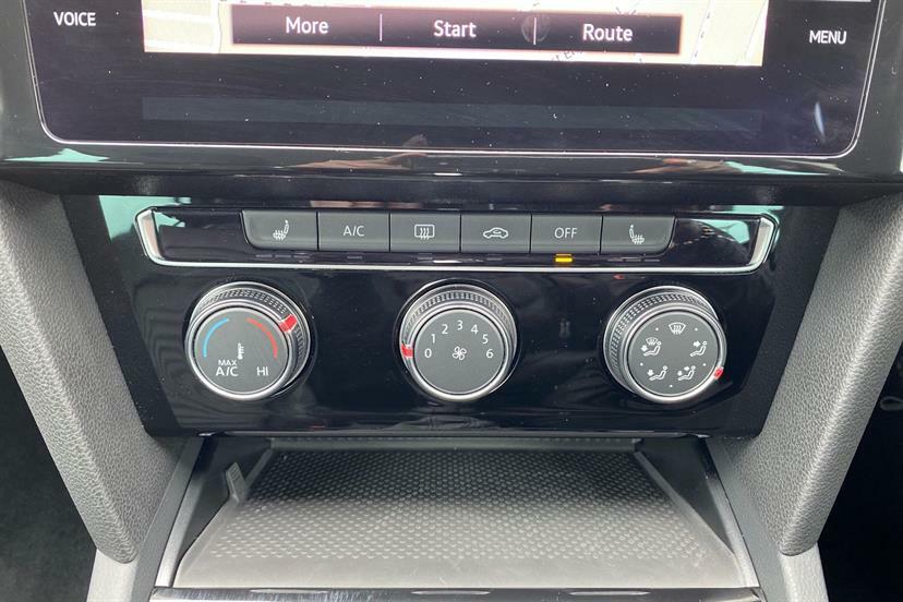 Volkswagen Passat Gte Advance Grey #29
