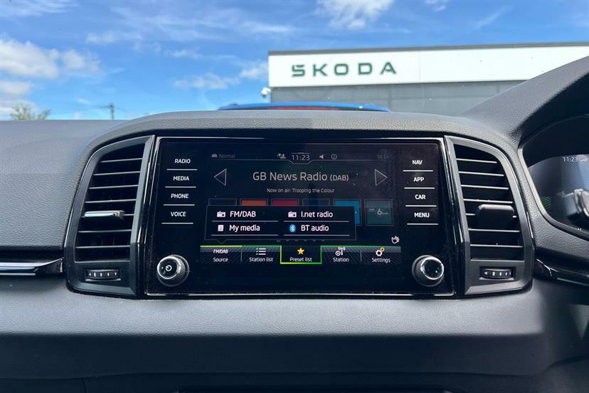 Skoda Karoq Se Drive Black #26