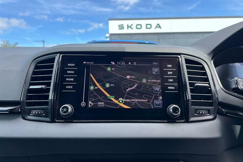 Skoda Karoq Se Drive Black #24