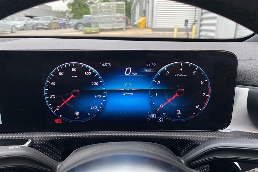 Mercedes-Benz CLA Class 200 Amg Line Premium Tip Grey #6