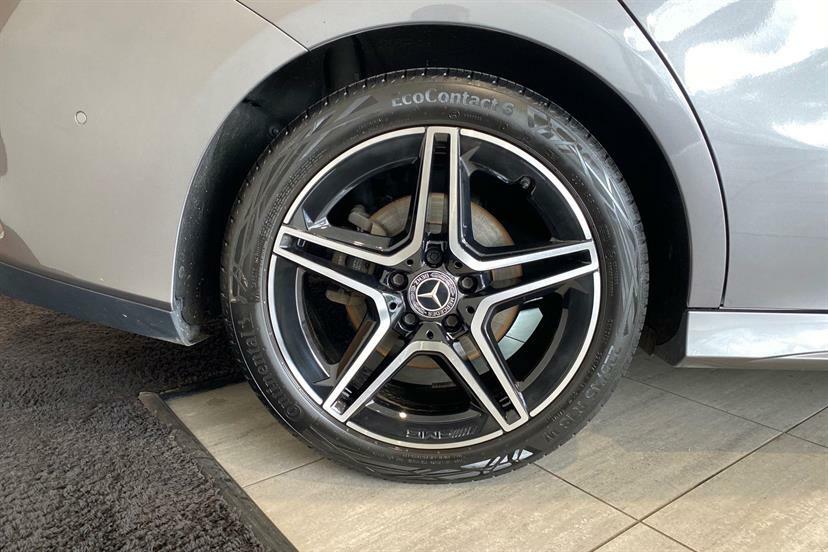 Mercedes-Benz CLA Class 200 Amg Line Premium Tip Grey #4