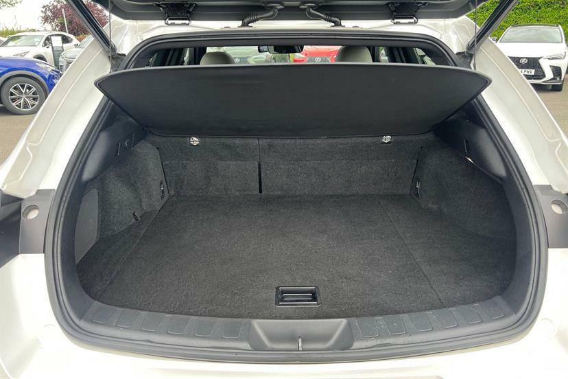 Lexus UX 250H 2.0 Cvt Without Nav  #27